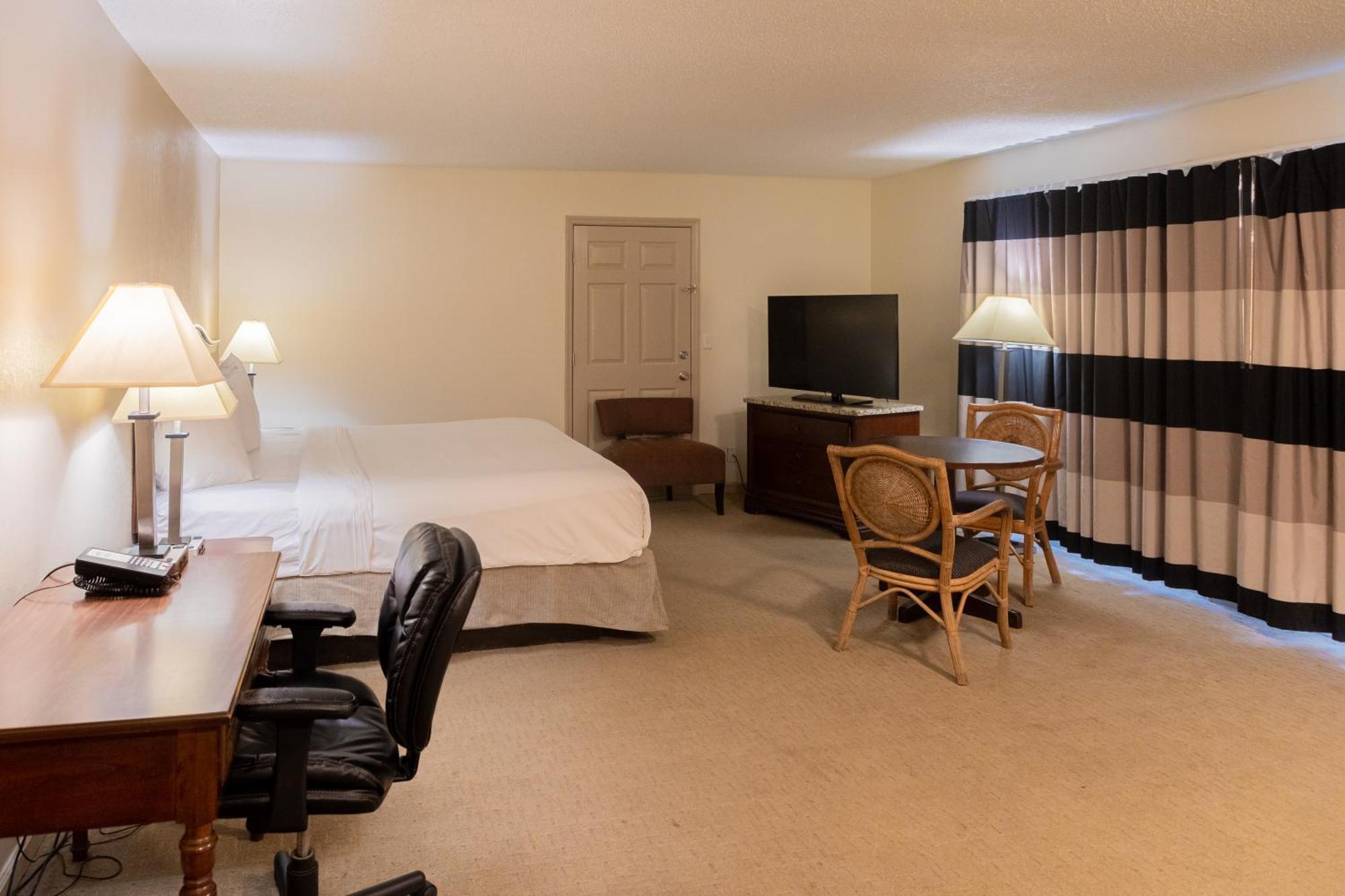 Cottonwood Suites Savannah Hotel & Conference Center Pooler Zewnętrze zdjęcie
