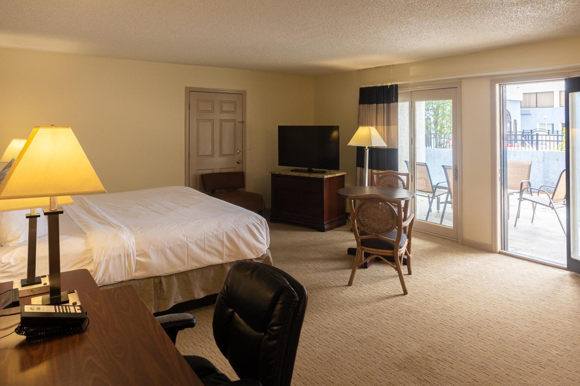 Cottonwood Suites Savannah Hotel & Conference Center Pooler Zewnętrze zdjęcie