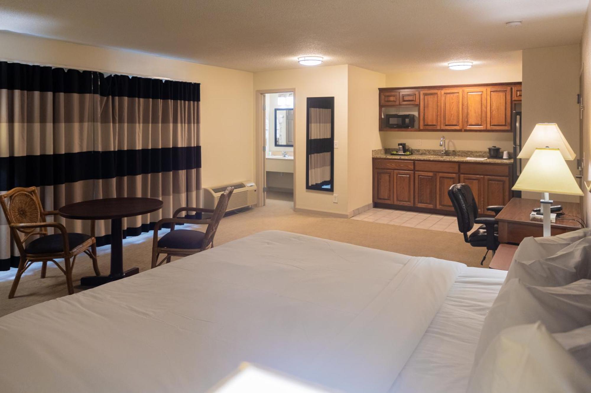Cottonwood Suites Savannah Hotel & Conference Center Pooler Zewnętrze zdjęcie