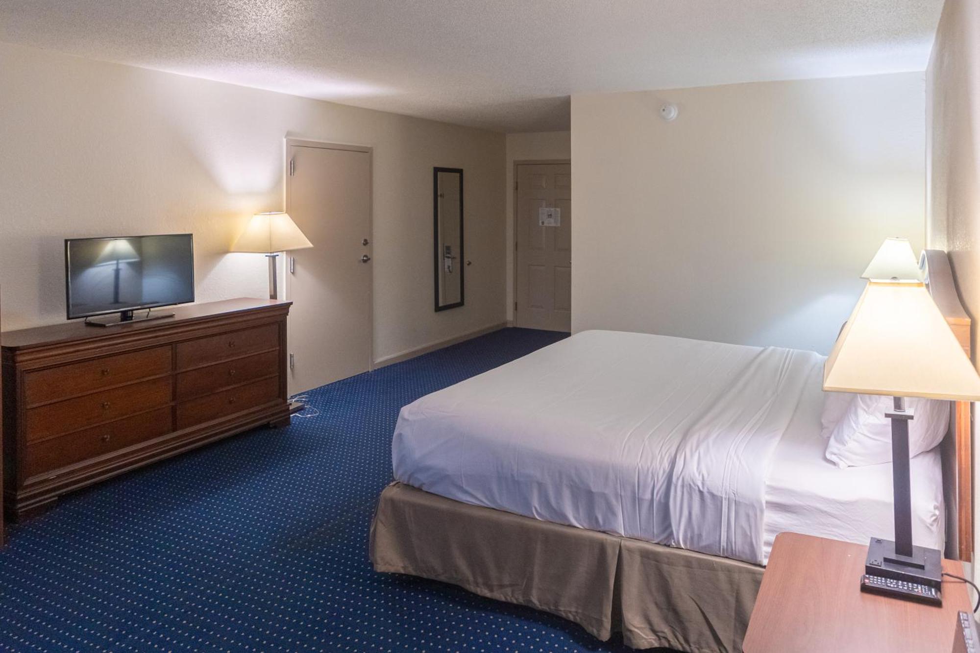 Cottonwood Suites Savannah Hotel & Conference Center Pooler Zewnętrze zdjęcie